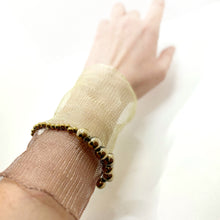 Carica l'immagine nel visualizzatore di Gallery, Bracciale abbraccio medio