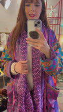 Carica e avvia il video nel visualizzatore di galleria, Kimono Tokyo color viola reversibile
