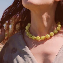 Load image into Gallery viewer, Super bubble necklace

